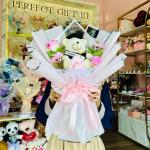 Pembuatan Buket Wisuda Bunga Artificial Hadiah Graduation - Pink