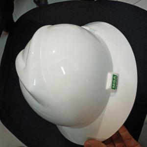helm safety proyek MSA lokal FULL BRIM kuning + fastrack ( putar ) - Putih