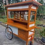 gerobak batagor kayu